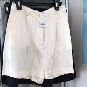 H&M Cream / Ivory Silky Shiny Bermudas Tailored Shorts